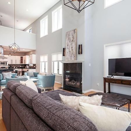 Eclectic Stylish And Cozy Milwaukee Unitヴィラ エクステリア 写真