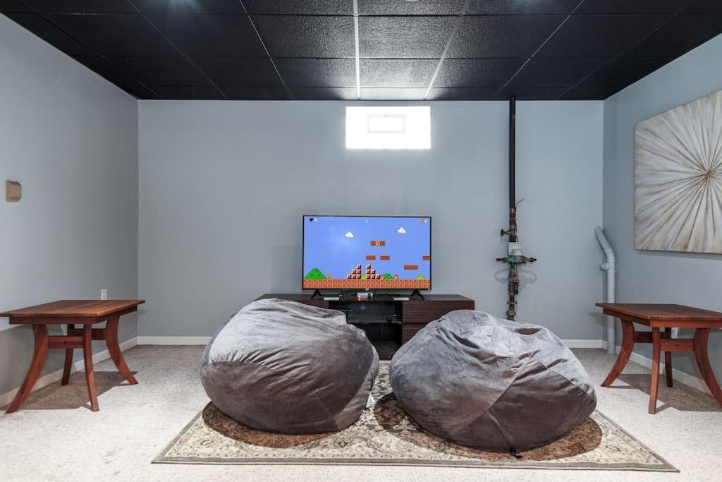 Eclectic Stylish And Cozy Milwaukee Unitヴィラ エクステリア 写真