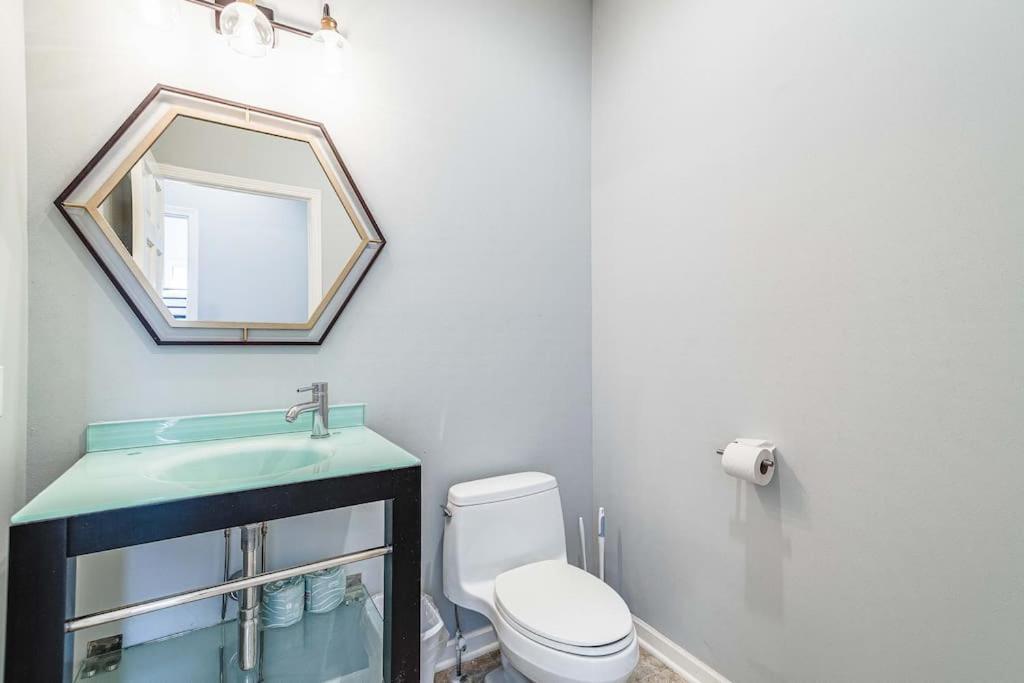 Eclectic Stylish And Cozy Milwaukee Unitヴィラ エクステリア 写真